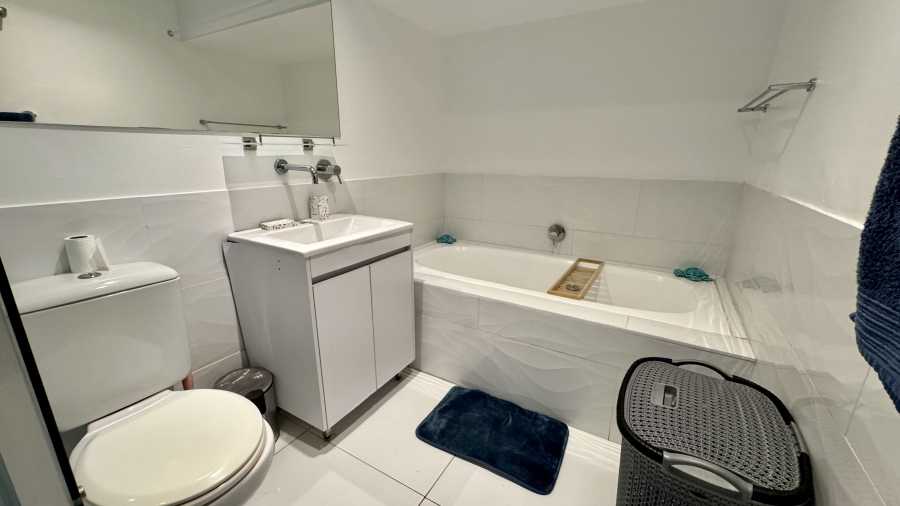 To Let 2 Bedroom Property for Rent in Gardens Western Cape